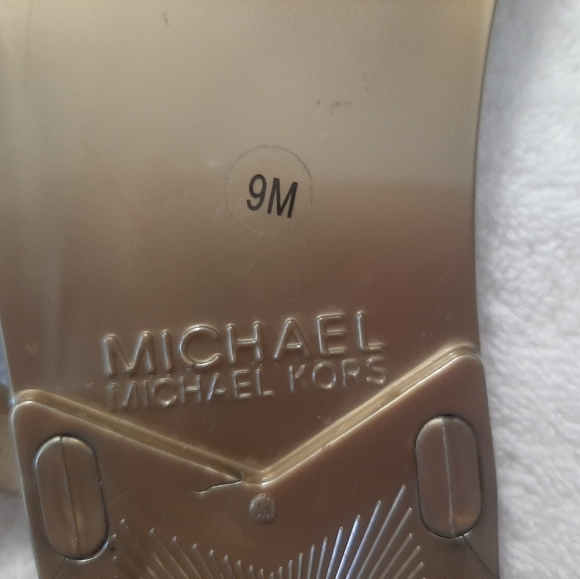 Sandals - Picture 3 of 5